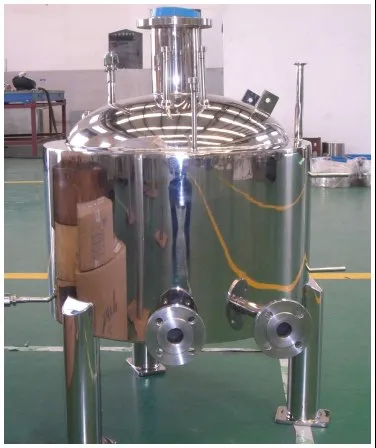 Mirror-finish tank